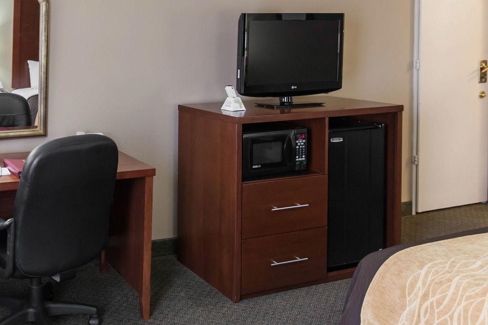 Comfort Inn Pentagon City Арлингтон Экстерьер фото
