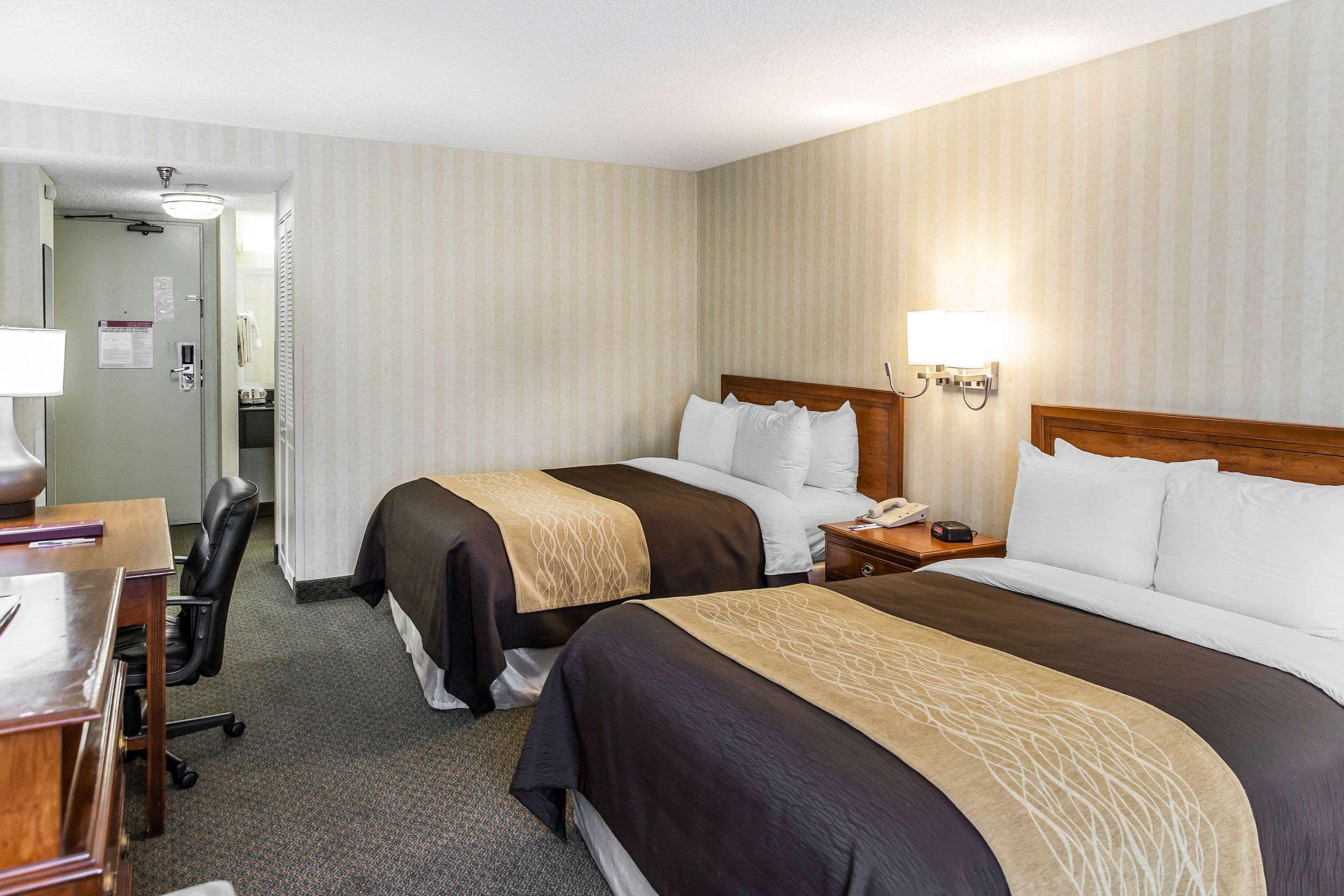 Comfort Inn Pentagon City Арлингтон Экстерьер фото
