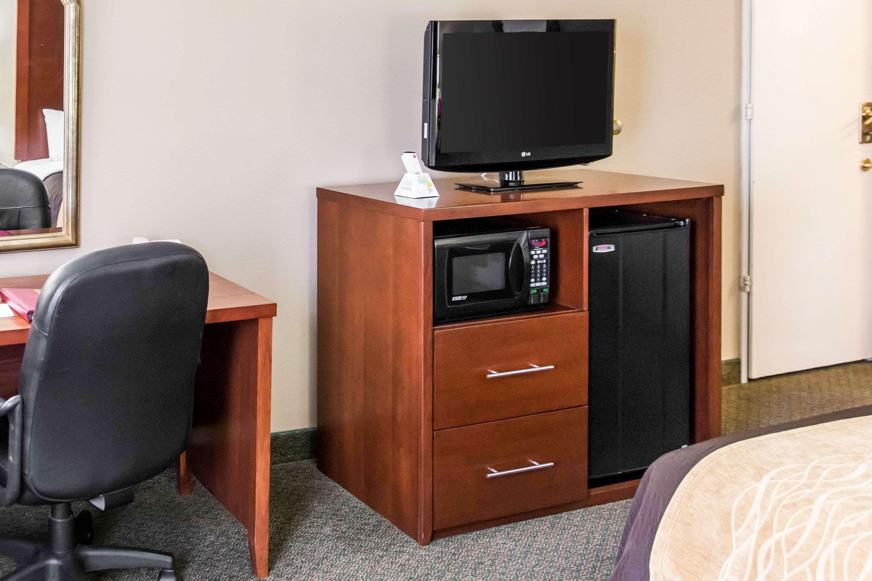 Comfort Inn Pentagon City Арлингтон Экстерьер фото