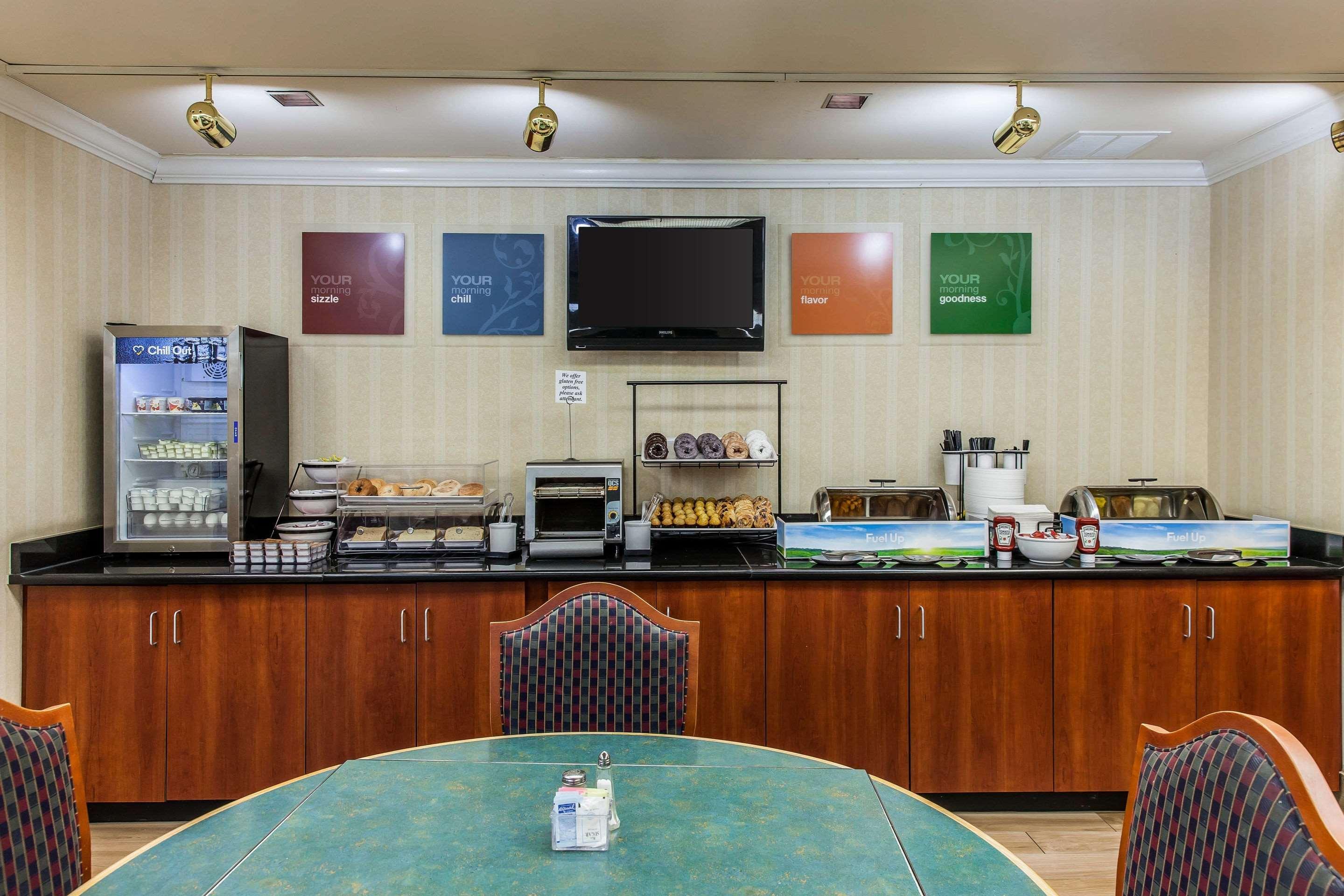 Comfort Inn Pentagon City Арлингтон Экстерьер фото