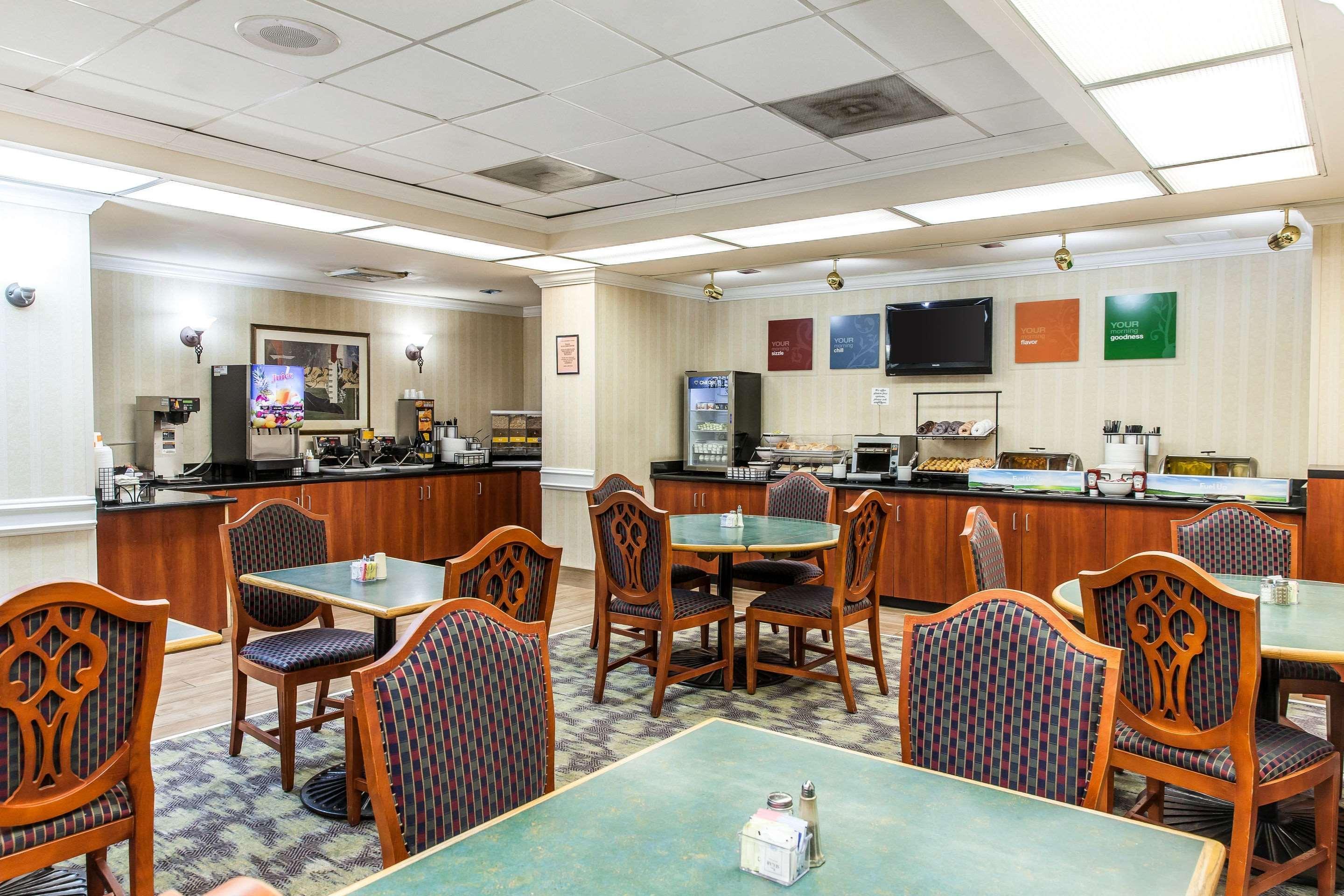 Comfort Inn Pentagon City Арлингтон Экстерьер фото