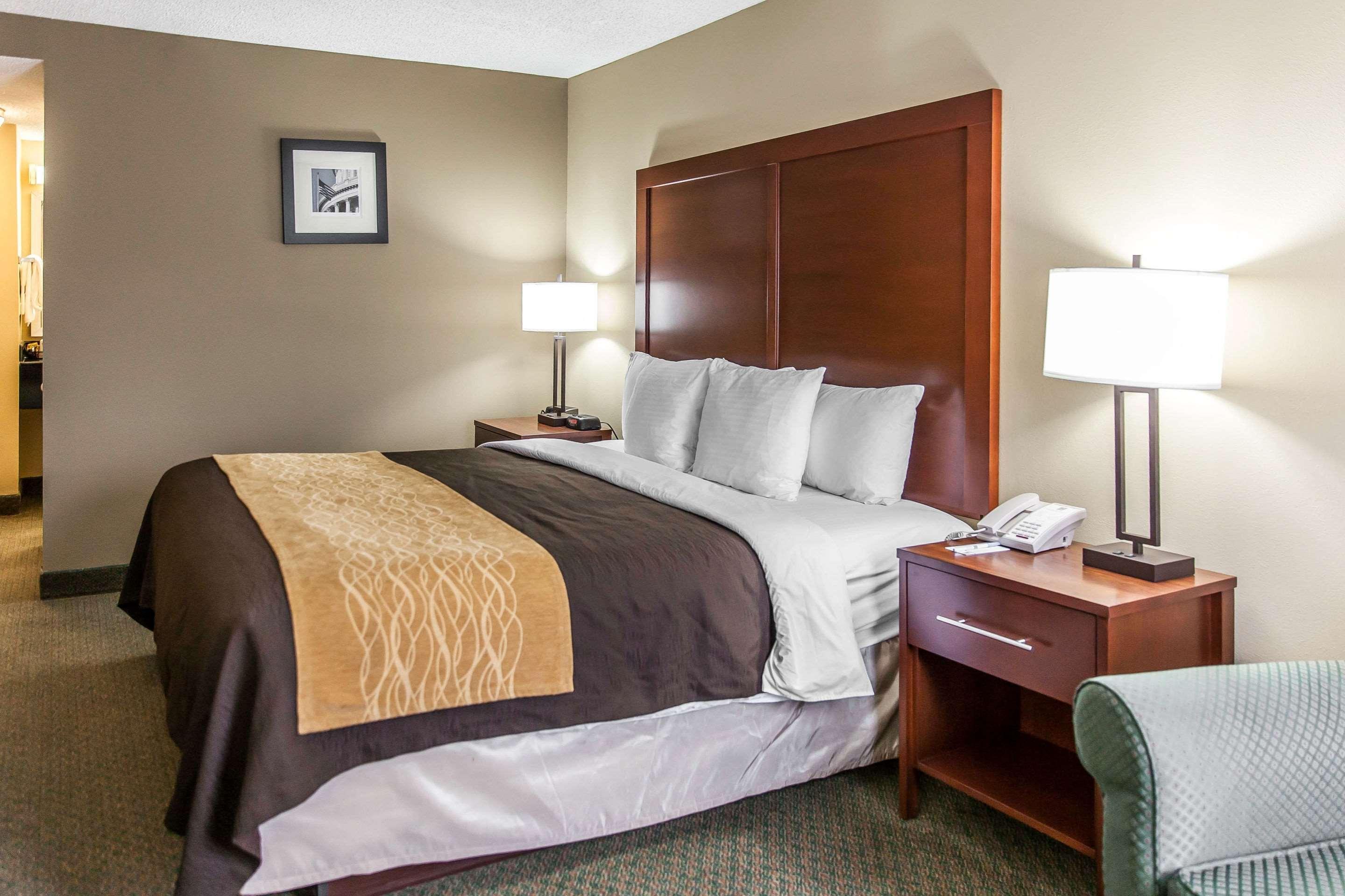 Comfort Inn Pentagon City Арлингтон Экстерьер фото